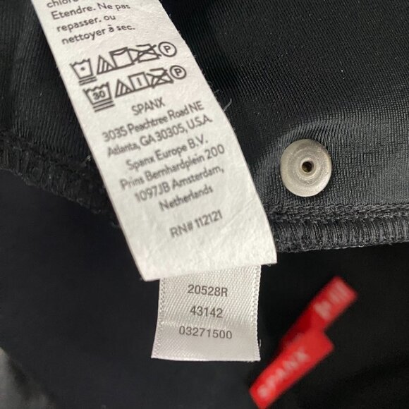 Spanx Leather Like Straight Leg Pants Medium Luxe Black Stretch NWT PT-2080‎ - Picture 12 of 12